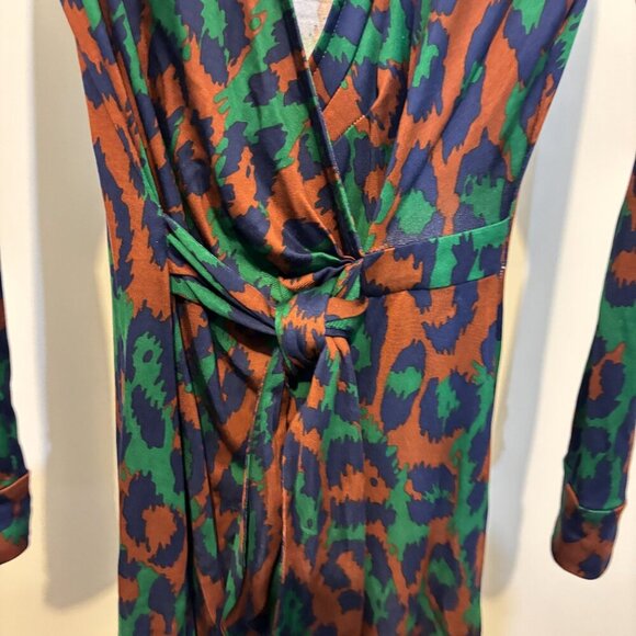 Diane Von Furstenberg Savahanna Silk Faux Wrap Animal Print Dress - Picture 6 of 12